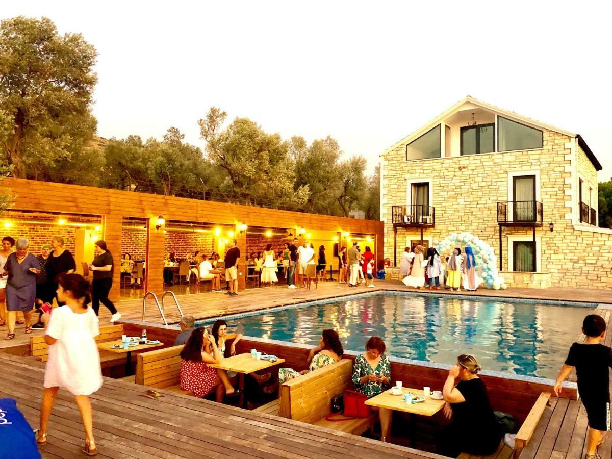 Victoria Hotel And Lounge Foça Buitenkant foto